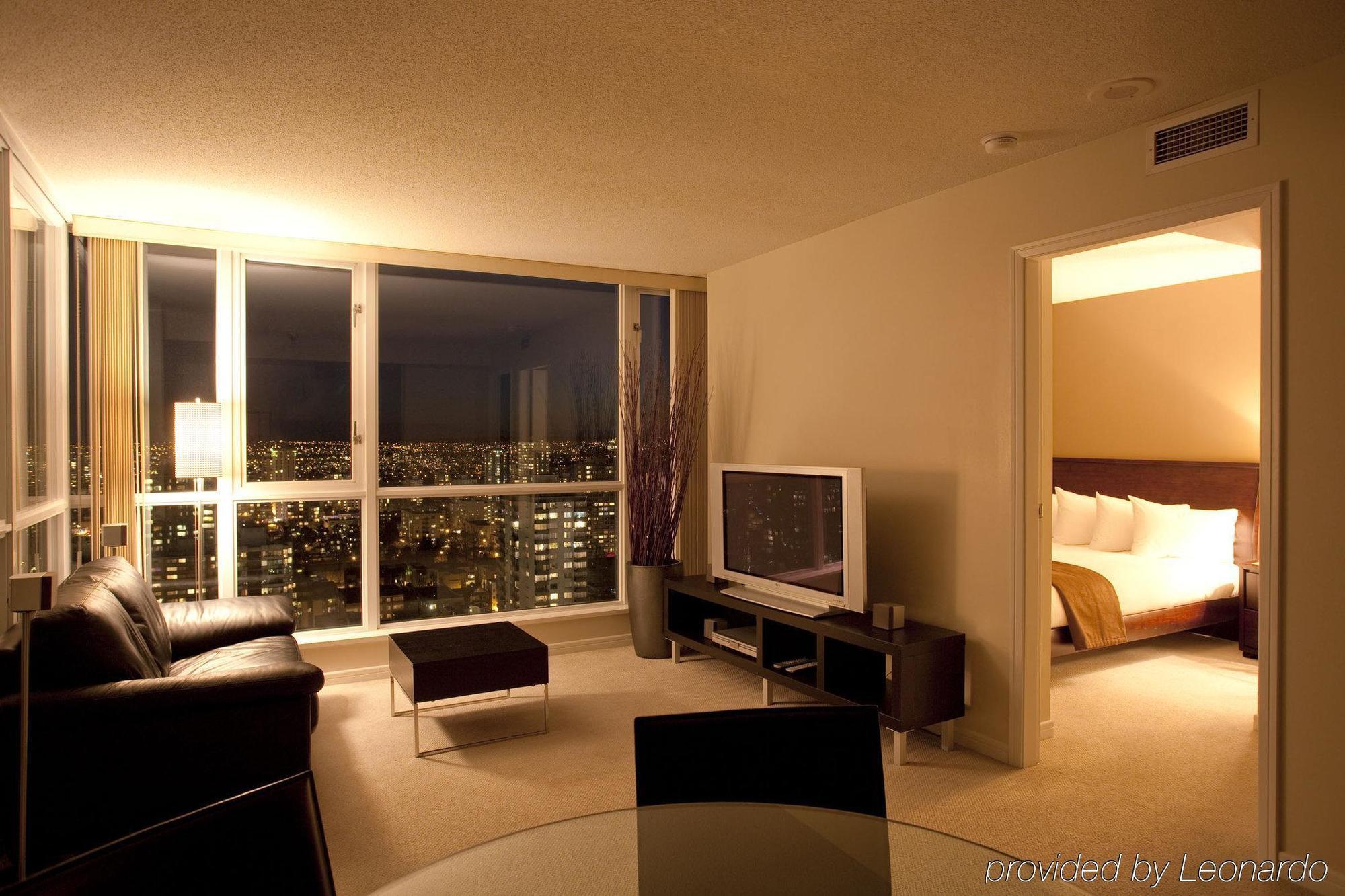 Carmana Hotel & Suites Vancouver Szoba fotó